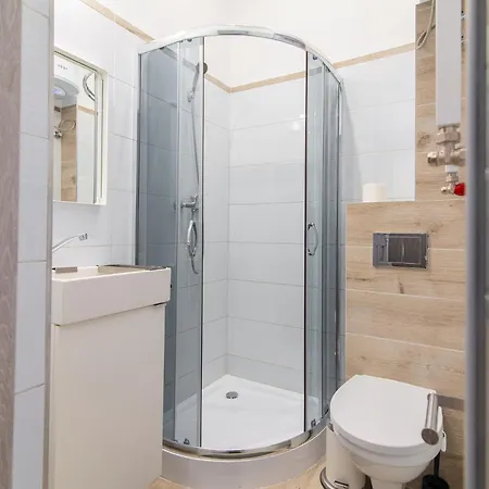 Stay99 Lägenhetshotell Poznań